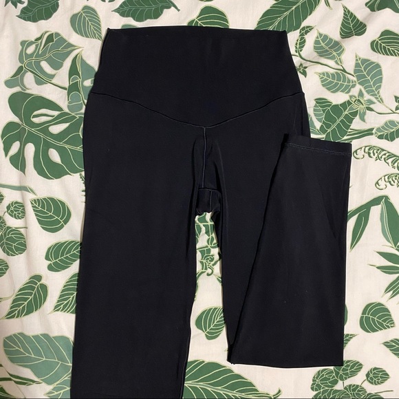 SOLD Aerie High Waisted Leggings 7/8 Offline - Picture 4 of 7